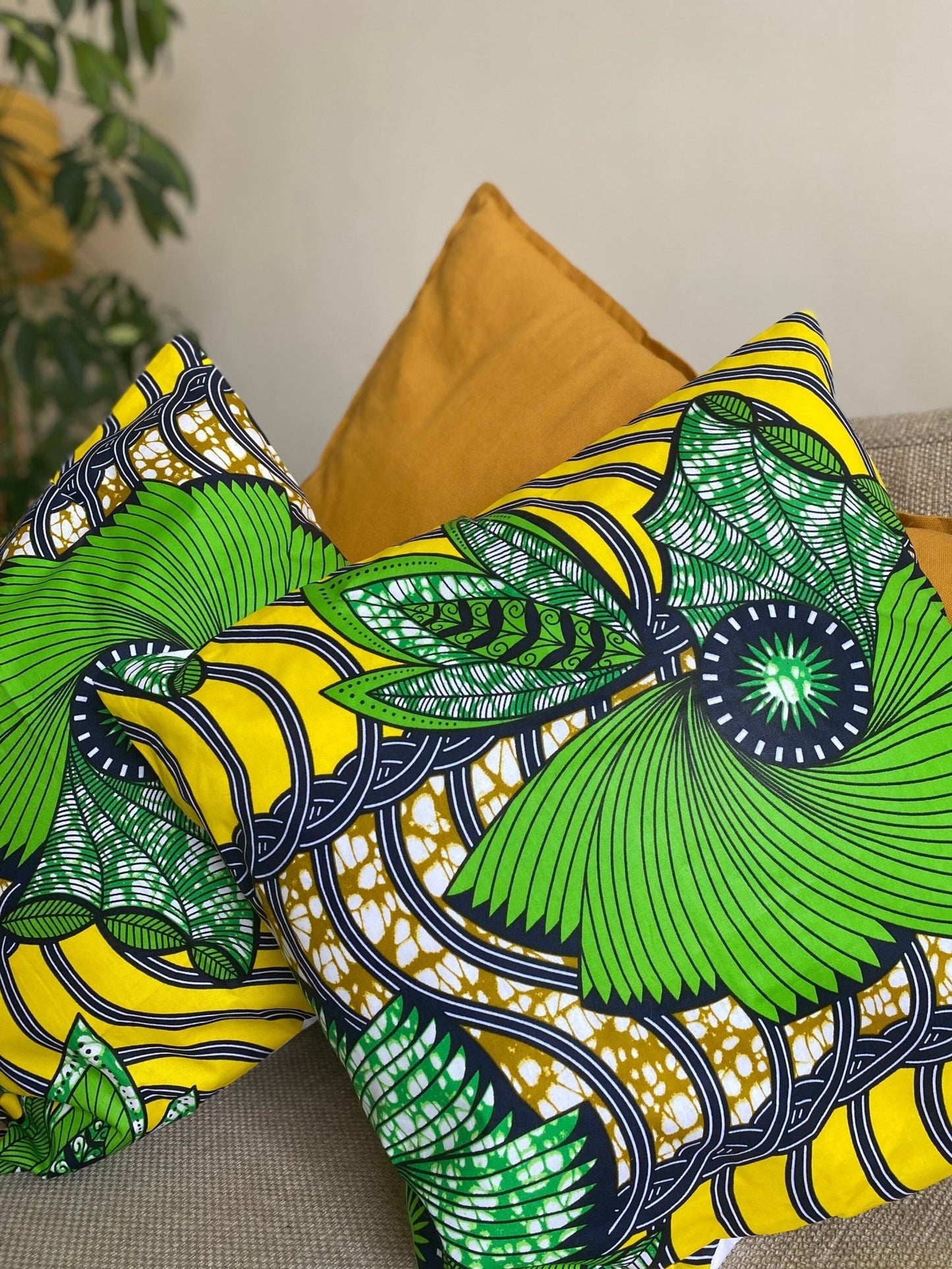 Cushion Cover Yellow/Green - AmayiUK