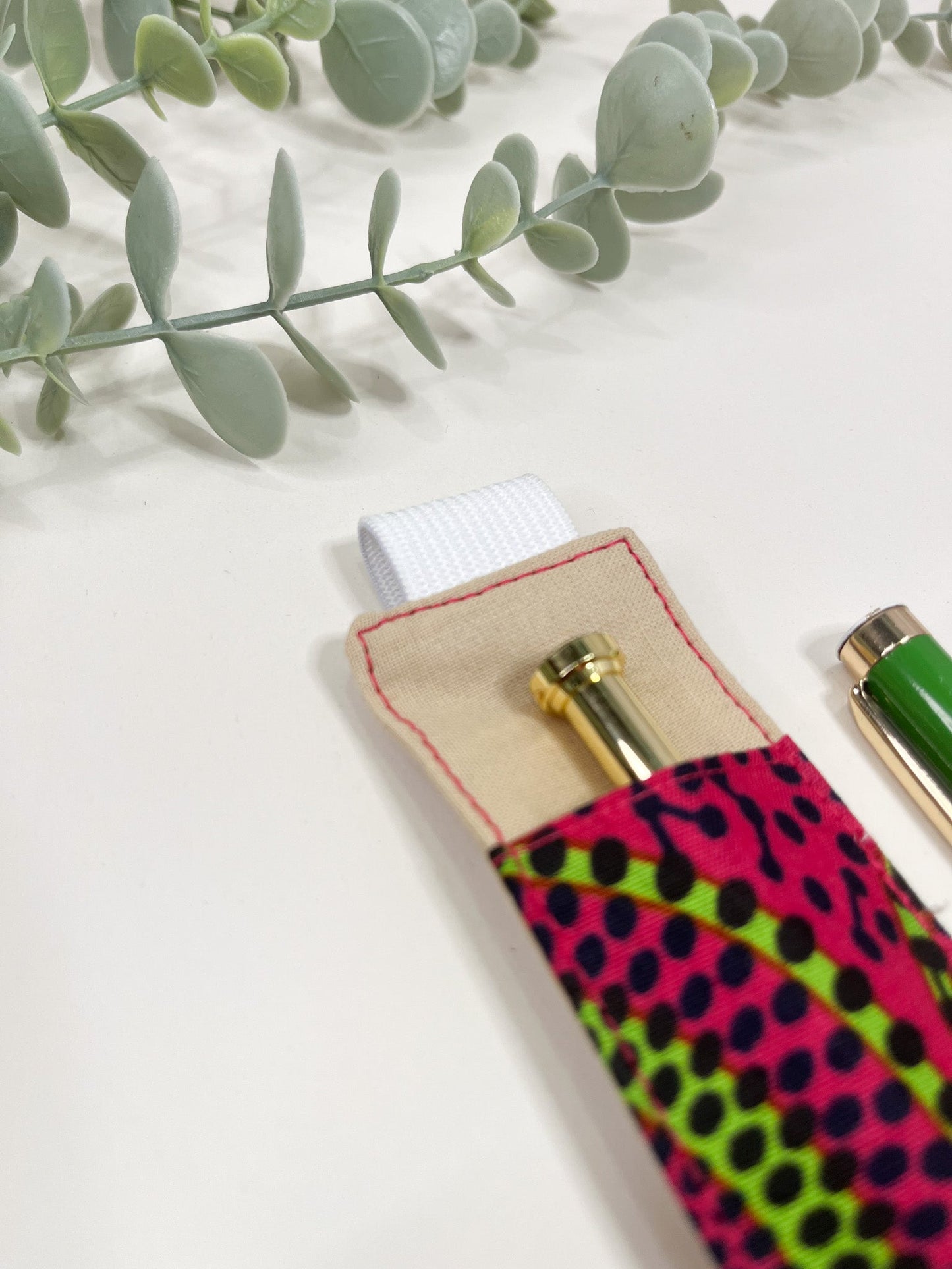 Pink Notebook Pen Holder (A5 Fit) - AmayiUK