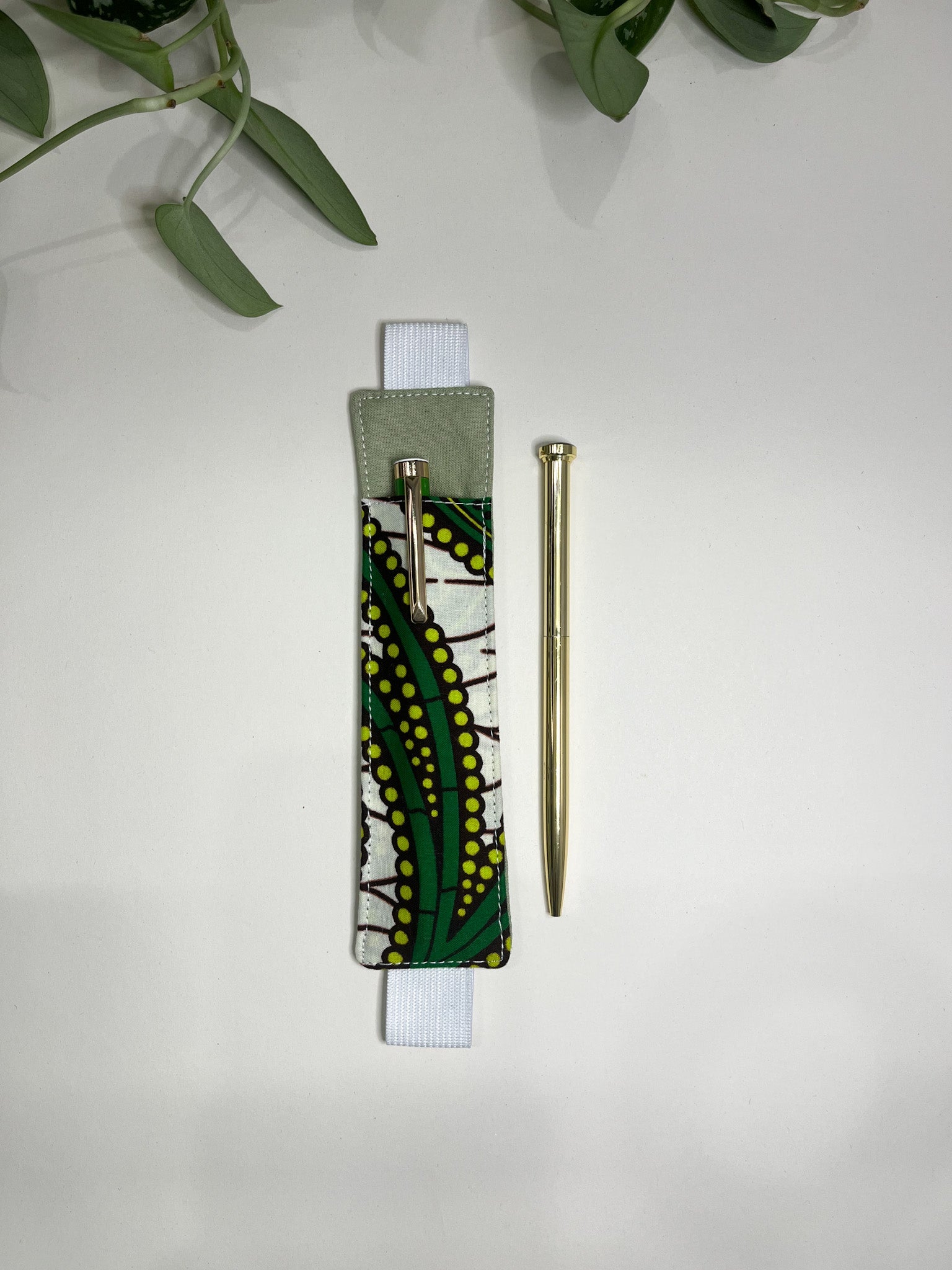 Green Notebook Pen Holder (A5 Fit) - AmayiUK